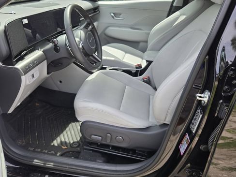 Used 2024 Hyundai Kona Limited FWD image 8