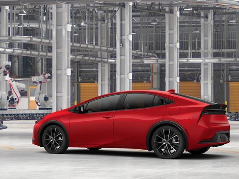 New 2026 Toyota Prius XLE FWD image 5