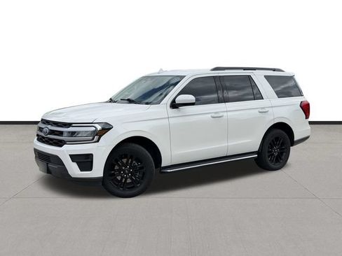 Used 2023 Ford Expedition XLT RWD image 1