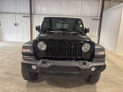 Used 2020 Jeep Wrangler Sport image 3
