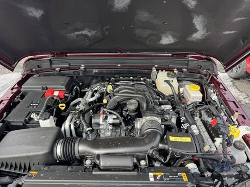 Used 2022 Jeep Wrangler Sport image 14