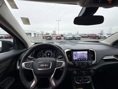 Certified 2024 GMC Terrain Denali w/ Black Diamond Edition image 27