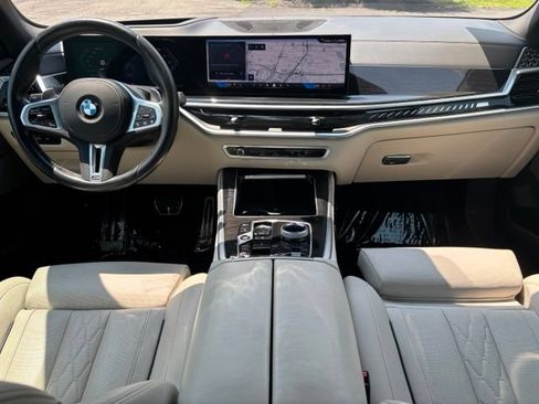 Used 2024 BMW X5 M60i w/ Executive Package AWD/4WD image 20