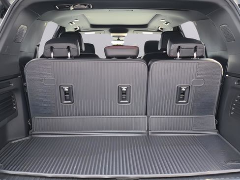 New 2026 Chevrolet Traverse RS w/ LPO, Floor Liner Package image 24