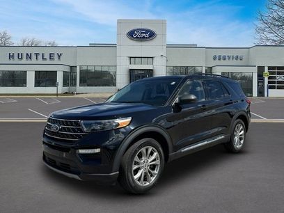 Certified 2023 Ford Explorer XLT w/ Equipment Group 202A