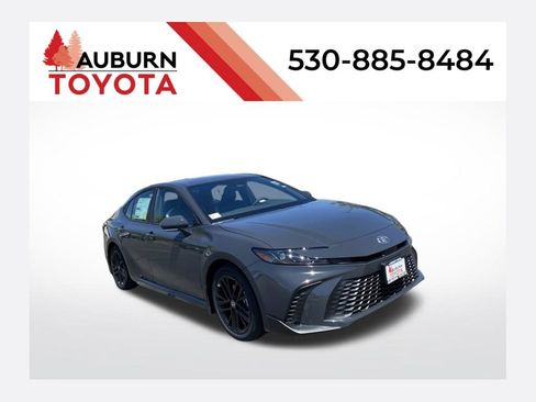 New 2026 Toyota Camry SE FWD image 1
