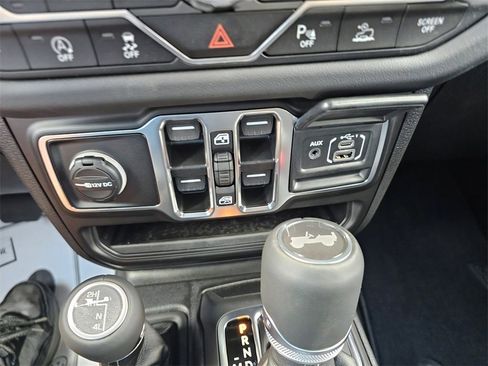 New 2025 Jeep Wrangler Sahara image 18