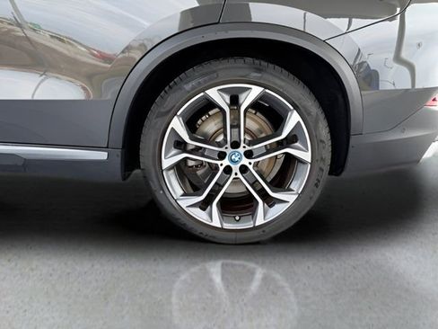 Used 2024 BMW X5 xDrive50e w/ Premium Package image 14