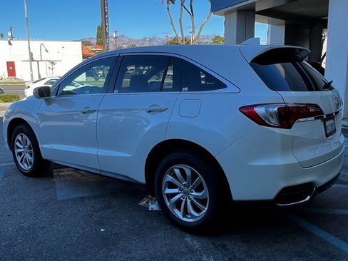 Used 2018 Acura RDX FWD image 5