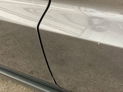 Used 2019 Jeep Grand Cherokee Limited w/ Luxury Group II image 31