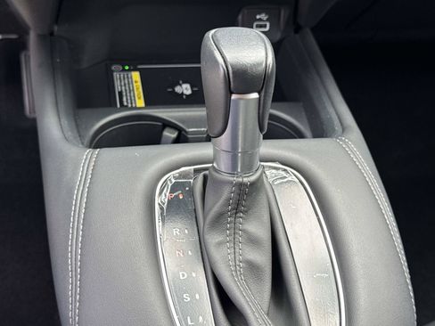 Certified 2024 Honda HR-V EX-L image 12