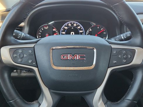 Used 2023 GMC Acadia Denali image 24