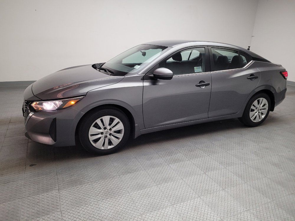 Used 2025 Nissan Sentra S FWD image 2