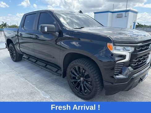 Used 2022 Chevrolet Silverado 1500 RST w/ Convenience Package II image 11