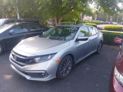 Used 2020 Honda Civic EX image 4