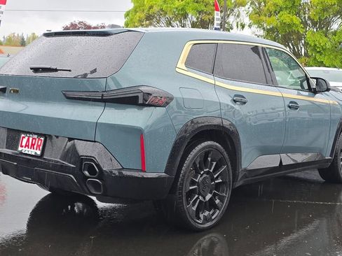 Used 2023 BMW XM AWD/4WD image 3