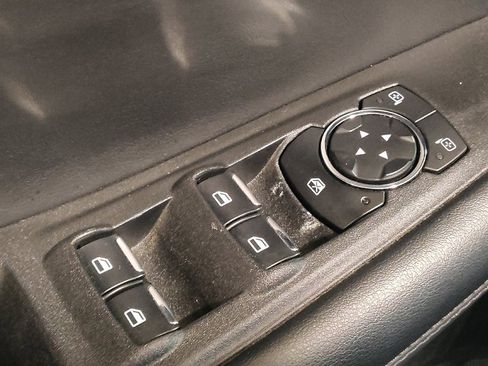 Used 2024 Ford Edge SEL image 27