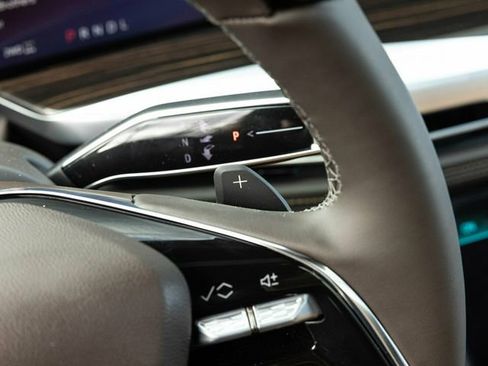 Used 2026 Cadillac Escalade Luxury w/ Touring Package image 38