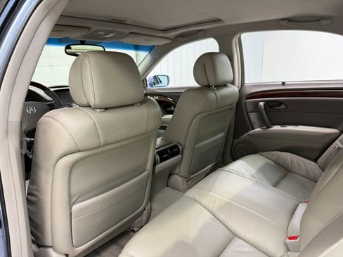 Used 2005 Acura RL AWD/4WD image 16
