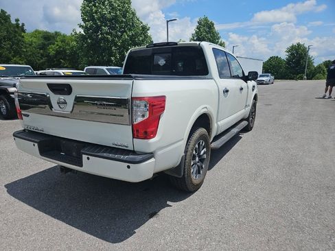 Used 2017 Nissan Titan Platinum Reserve w/ Off-Road Package AWD/4WD image 7