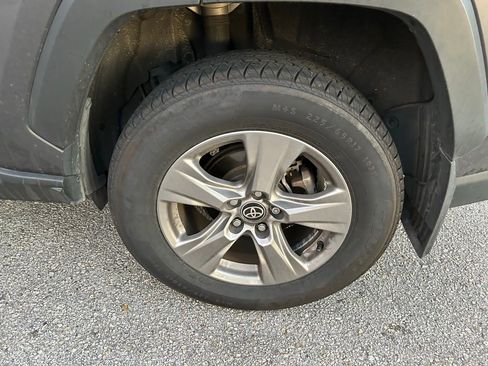 Used 2024 Toyota RAV4 XLE image 9