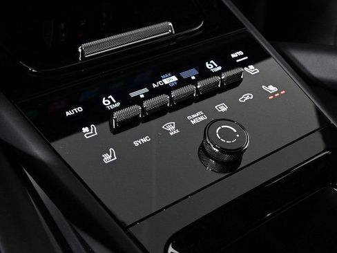 Certified 2026 Porsche Cayenne Coupe AWD/4WD image 17