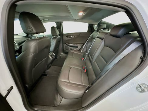 Used 2024 Chevrolet Malibu LT image 30