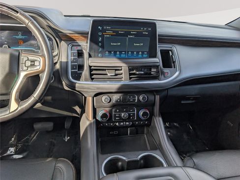 Used 2023 Chevrolet Suburban High Country w/ Advanced Technology Package AWD/4WD image 23