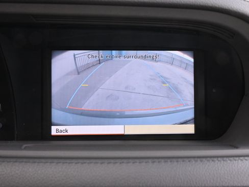 Used 2010 Mercedes-Benz CL 550 4MATIC image 58
