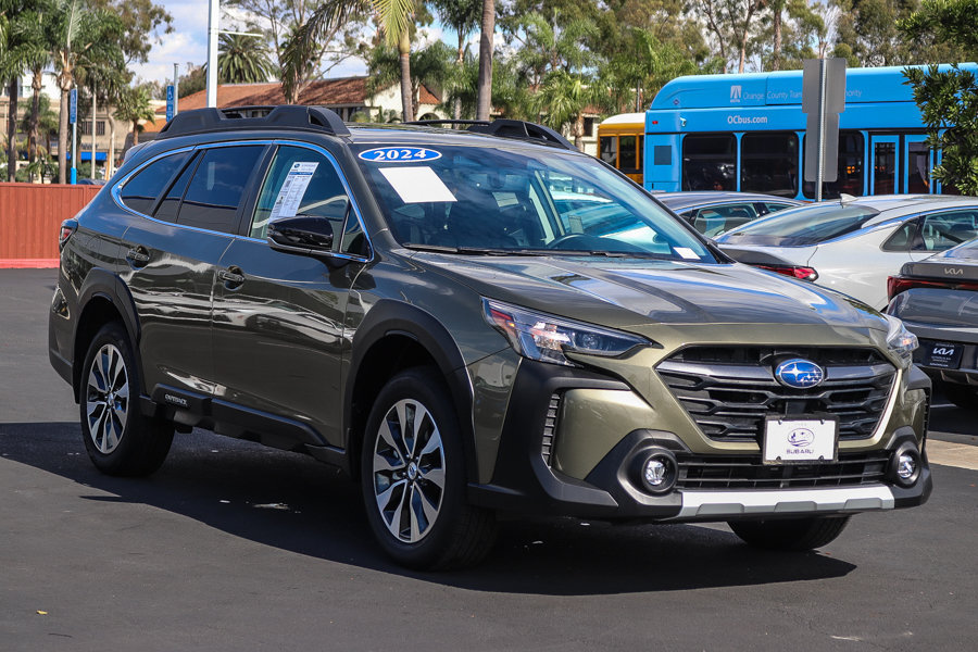 Used 2024 Subaru Outback Limited XT AWD/4WD image 3