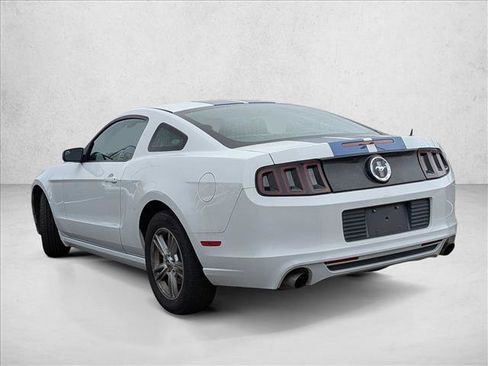 Used 2014 Ford Mustang Coupe image 7