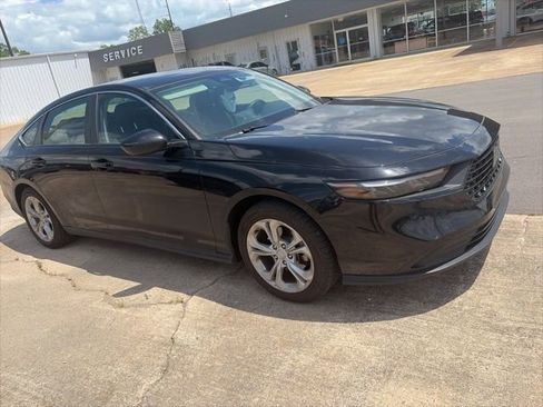 Used 2024 Honda Accord LX image 8