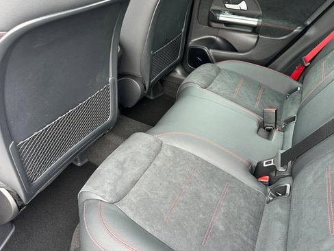 New 2026 Mercedes-Benz GLA 35 AMG 4MATIC image 21