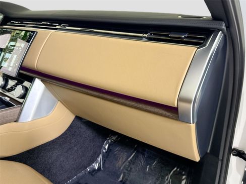 Used 2023 Land Rover Range Rover SE image 35