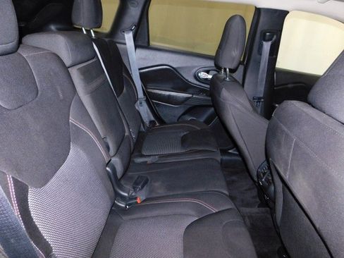 Used 2016 Jeep Cherokee 75th Anniversary image 18
