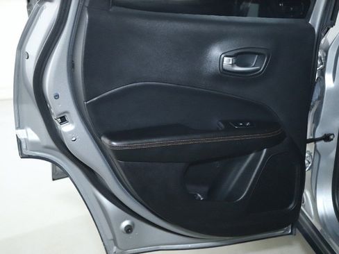 Used 2018 Jeep Compass Limited w/ Navigation Group image 13