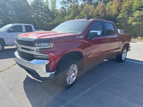 Used 2021 Chevrolet Silverado 1500 LT w/ Z71 Off-Road Package AWD/4WD image 1