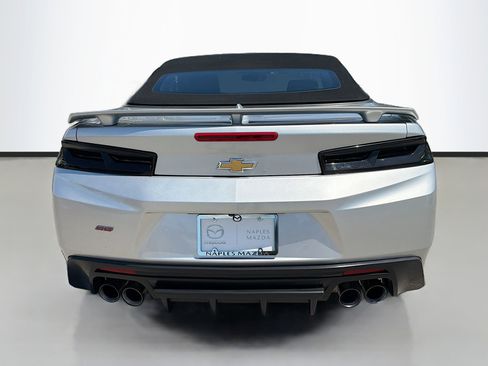 Used 2017 Chevrolet Camaro SS RWD image 5