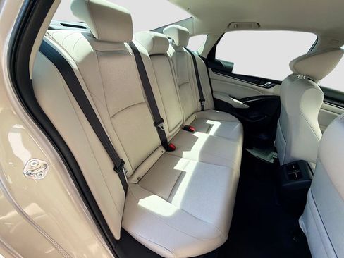 Used 2018 Honda Accord EX image 27
