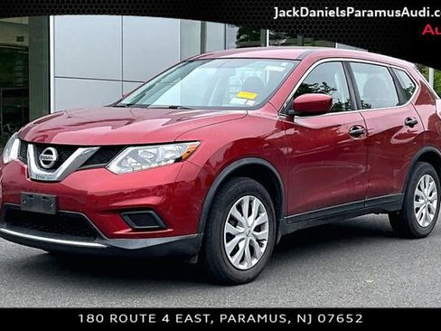 Used 2016 Nissan Rogue S AWD/4WD image 1