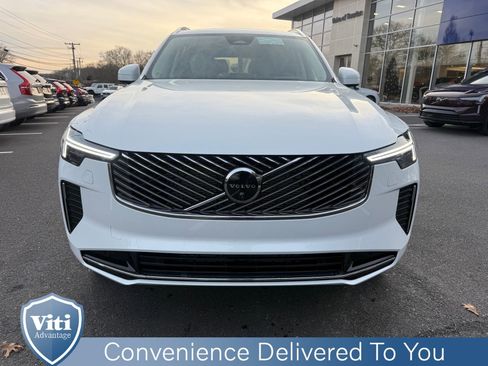 New 2026 Volvo XC90 B6 Ultra image 3