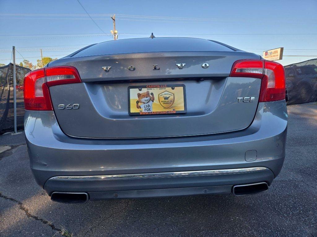 Used 2017 Volvo S60 T5 Inscription FWD image 8