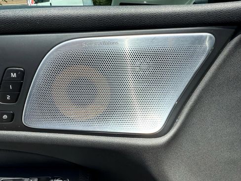 Used 2020 Volvo V60 T5 Cross Country image 15