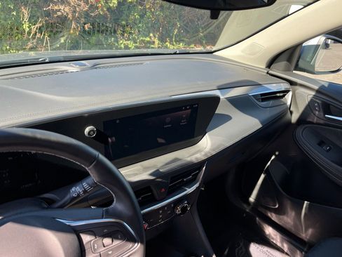 Used 2025 Buick Encore GX Preferred image 18