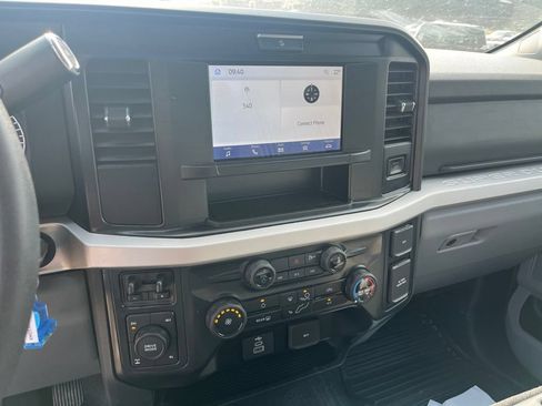 Used 2025 Ford F250 XLT w/ FX4 Off-Road Package AWD/4WD image 10