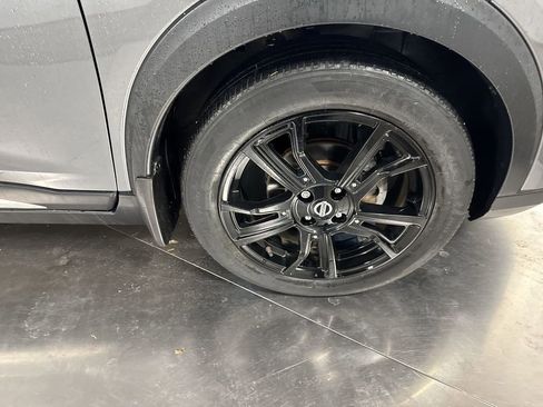 Used 2020 Nissan Kicks SR image 14