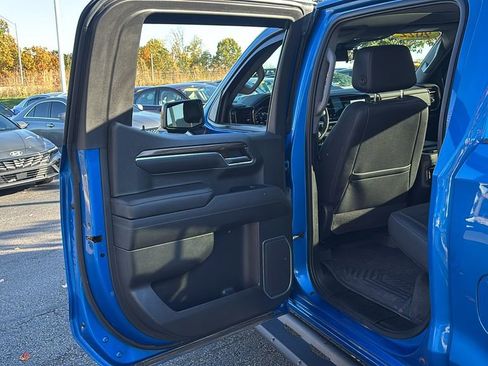 Used 2022 Chevrolet Silverado 1500 LT Trail Boss w/ LT Trail Boss Premium Package image 28