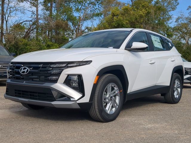 New 2025 Hyundai Tucson SE FWD image 2