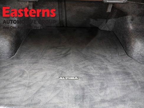 Used 2023 Nissan Altima 2.5 SV image 9