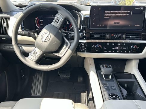 New 2026 Nissan Pathfinder SL AWD/4WD image 21